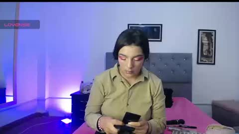 WELCOME TO THE PERLA ROOM online show from September 13, 5:26 am