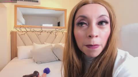 PerlaPreciosa online show from March 10, 3:54 am