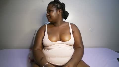 Snapshot of perpetual_doll chatting on September 17, 2:20 am perpetual_doll online show from September 17, 2:20 am