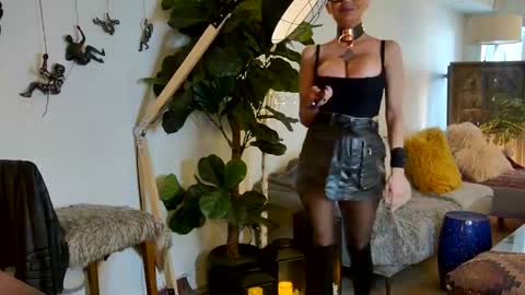 love when you call me persiN0 PM  NO C2C online show from January 23, 8:45 pm