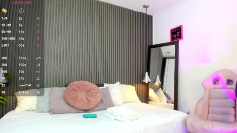 Lizza online show from February 24, 11:42 am