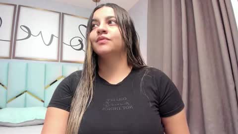 LAURA  online show from December 11, 11:08 am