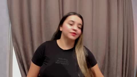 LAURA  online show from December 27, 11:17 am