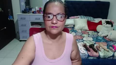 Snapshot of pervert_mommy_x chatting on October 20, 9:45 am SAMY online show from October 20, 9:45 am