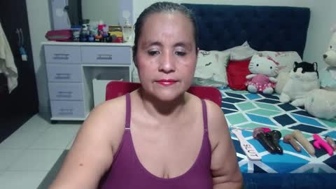 Snapshot of pervert_mommy_x chatting on October 8, 11:47 am SAMY online show from October 8, 11:47 am