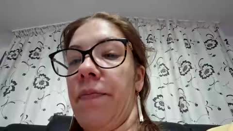 Lisa -  online show from January 25, 10:51 am