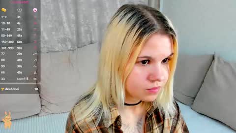 Astrid online show from October 7, 5:06 pm