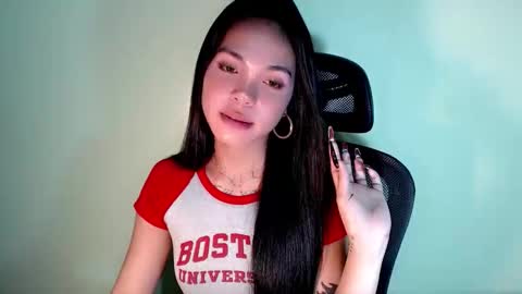 Snapshot of petite_angelx chatting on September 23, 12:36 pm angel online show from September 23, 12:36 pm