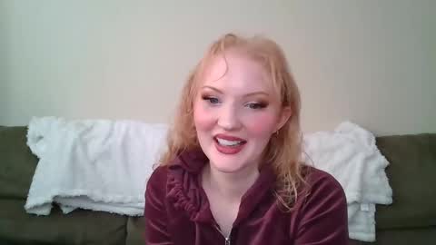 Little cupcake online show from January 28, 7:00 pm