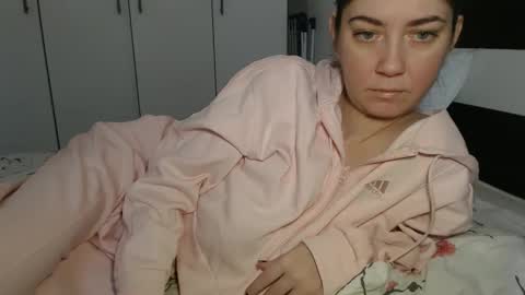 petite_danielle online show from February 3, 8:52 am