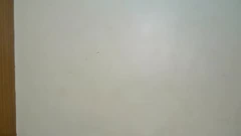 Snapshot of petite_desiree chatting on October 30, 10:00 pm Desiree online show from October 30, 10:00 pm