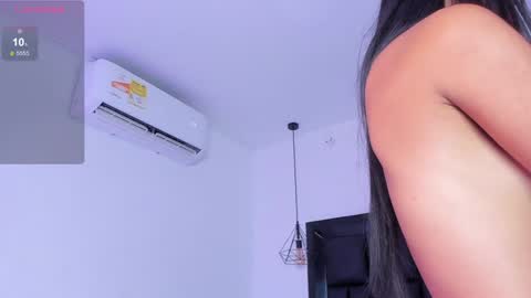 Esther online show from February 6, 12:15 pm