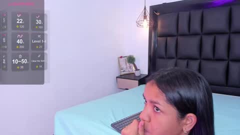 Esther online show from February 19, 12:00 pm