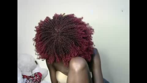 Snapshot of petite_lavi2 chatting on December 27, 2:23 pm petite_lavi2 online show from December 27, 2:23 pm