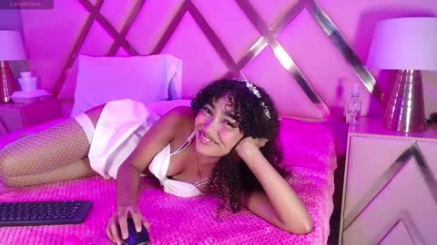 petite luxury online show from September 8, 4:06 pm