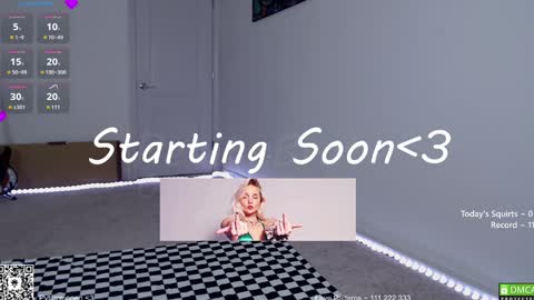 PiperAvery online show from January 18, 1:41 am