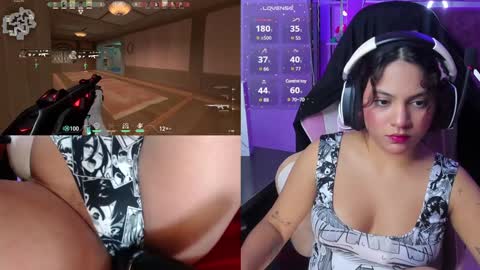 Snapshot of petitesofia_ chatting on January 27, 2:02 pm Sofia online show from January 27, 2:02 pm
