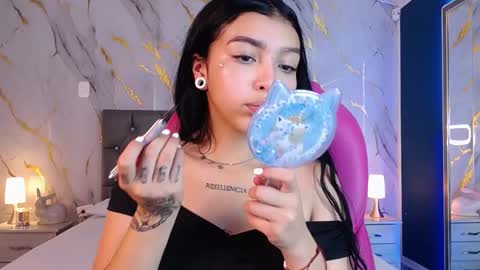 Pettit Courtny online show from March 6, 8:16 pm