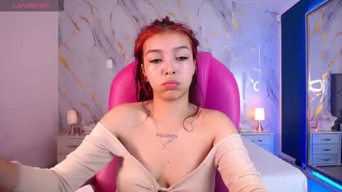 Pettit Courtny online show from February 20, 7:52 pm