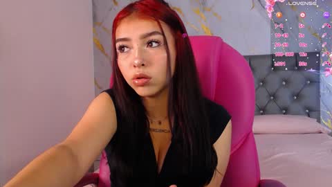 Pettit Courtny online show from February 8, 7:38 pm