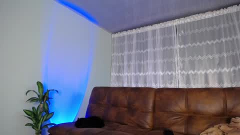 Peyton online show from December 14, 10:39 pm