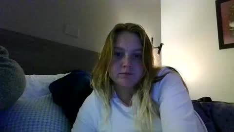 PhatAssBlond online show from December 9, 2:13 am