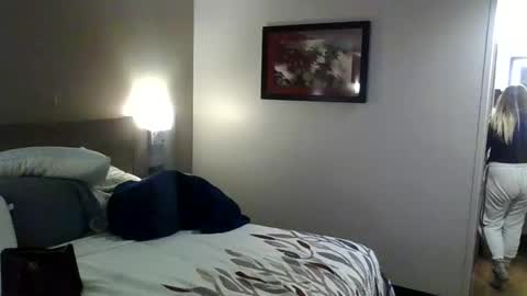 PhatAssBlond online show from December 7, 1:14 am