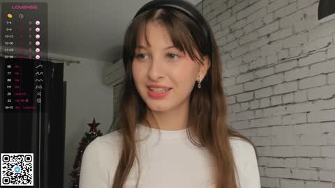 Emilia online show from January 9, 4:49 pm