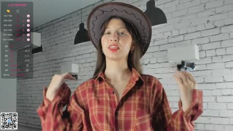 Emilia online show from February 1, 4:44 pm