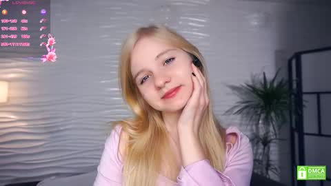 Snapshot of phyllisearney chatting on September 30, 5:57 am Hann G. Jones online show from September 30, 5:57 am