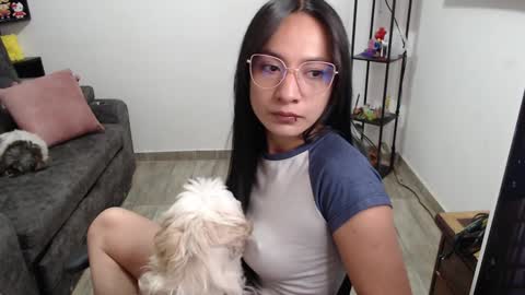 Snapshot of pia_horny chatting on January 11, 9:15 pm Pia online show from January 11, 9:15 pm