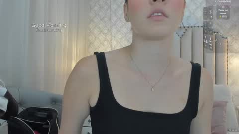 Snapshot of pia_johnson_ chatting on September 26, 11:30 am online show from September 26, 11:30 am