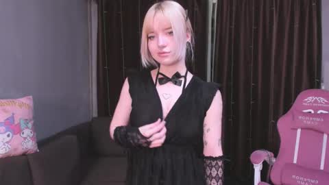 piginnya online show from October 11, 3:37 pm