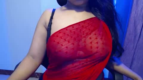 Sayra online show from April 18, 7:07 pm