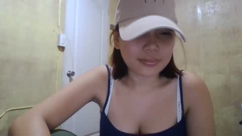 Mona Pinay online show from April 21, 1:29 pm