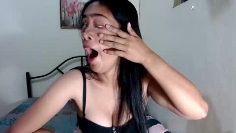 pinay online show from September 19, 9:25 pm