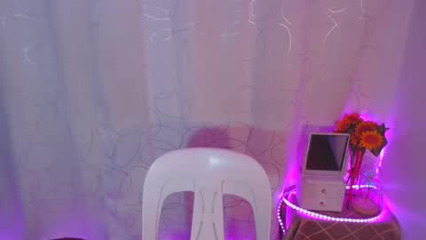 pinay_shawnx online show from December 3, 8:39 pm