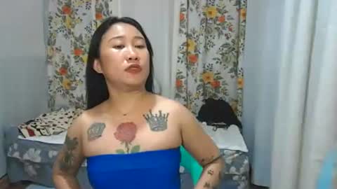 yumie  online show from April 21, 2:51 am