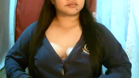 Snapshot of pinayjona chatting on February 13, 11:28 am pinayjona online show from February 13, 11:28 am