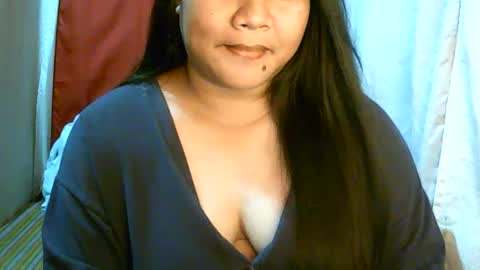 Snapshot of pinayjona chatting on March 2, 11:41 am pinayjona online show from March 2, 11:41 am