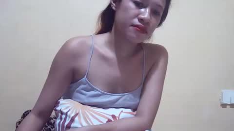 pinaysweet_couple online show from April 1, 1:52 pm