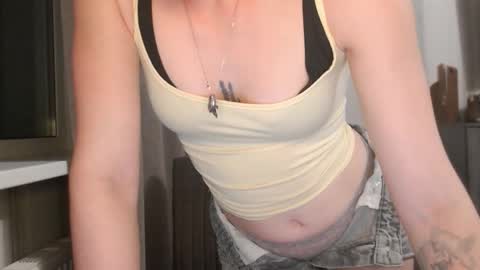       online show from October 18, 7:04 pm