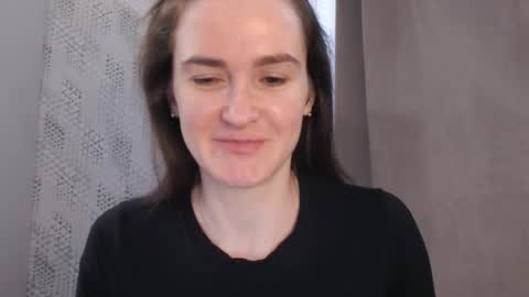       online show from February 6, 9:32 am