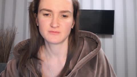       online show from January 5, 4:06 pm