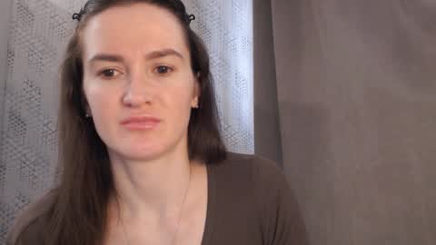       online show from February 5, 9:04 am