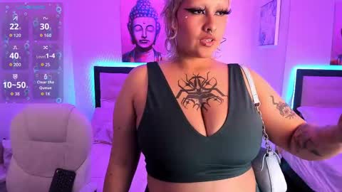 Snapshot of pink_maddy chatting on September 14, 2:15 pm pink_maddy online show from September 14, 2:15 pm