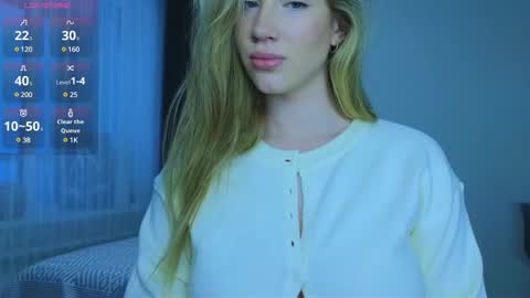 Snapshot of pink_rosee_ chatting on December 3, 2:45 am online show from December 3, 2:45 am