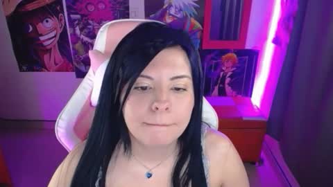 pink_yuii online show from November 1, 11:31 pm