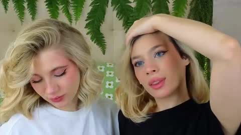 Adele online show from October 3, 9:36 am