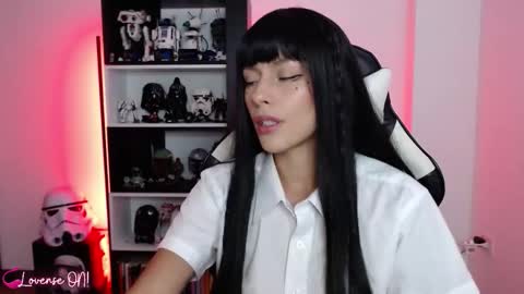 Emily online show from October 16, 9:39 pm